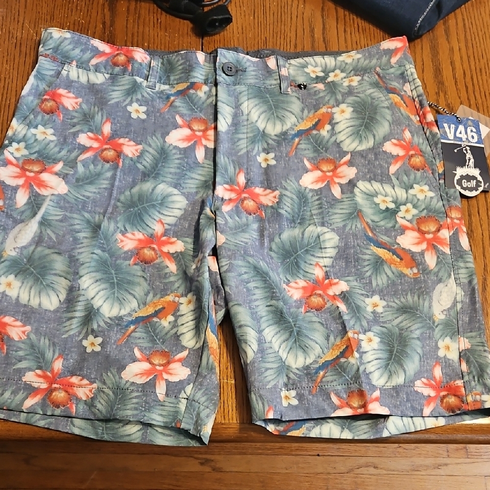 Floral With Partots Print Golf Shorts